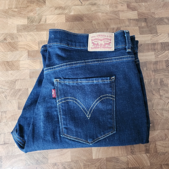 Levi's Classic Boot Cut size 14 women's denim jeans dark wash - Picture 1 of 16